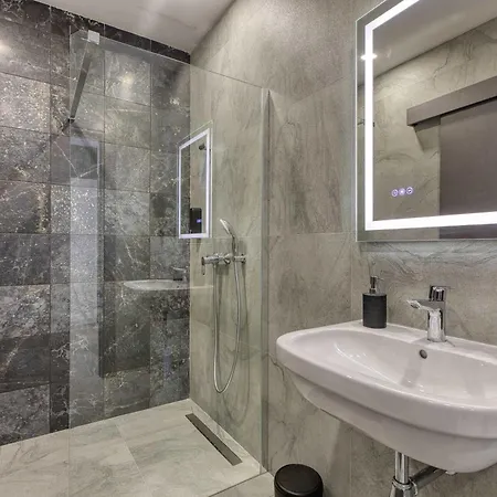 Urban 19 Residences Designer Inn Birkirkara