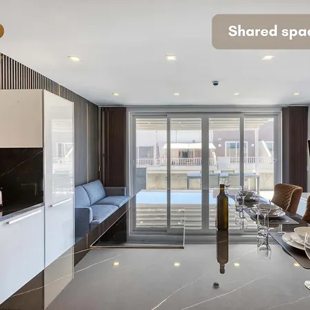 Urban 19 Residences Designer Inn